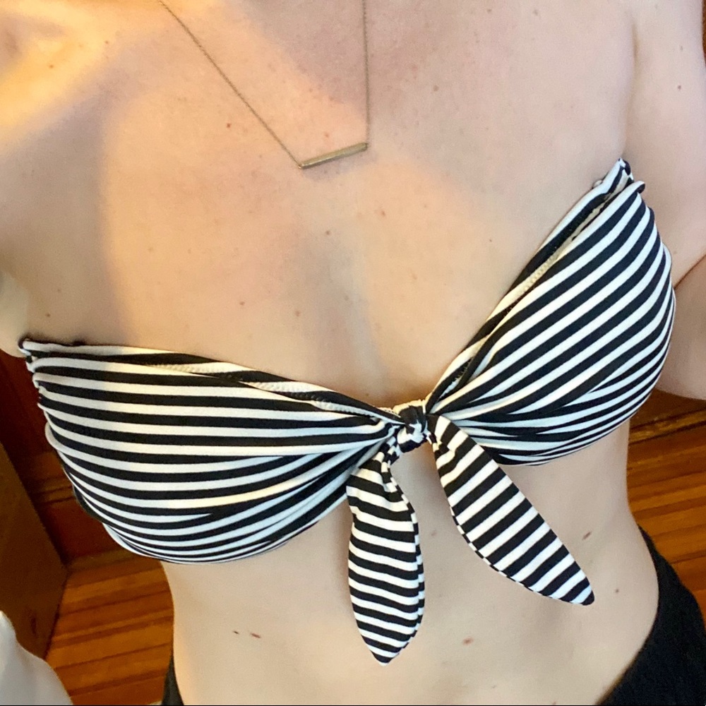 Striped strapless bikini top